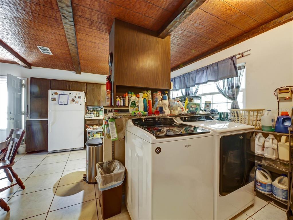 9714 Southeast 110th Street Road Belleview, FL 34420 - Photo 8 of 47