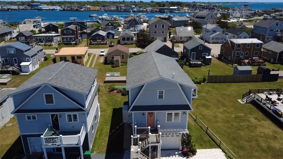 9 Arbeth Road Narragansett, RI 02879 - Photo 2 of 49