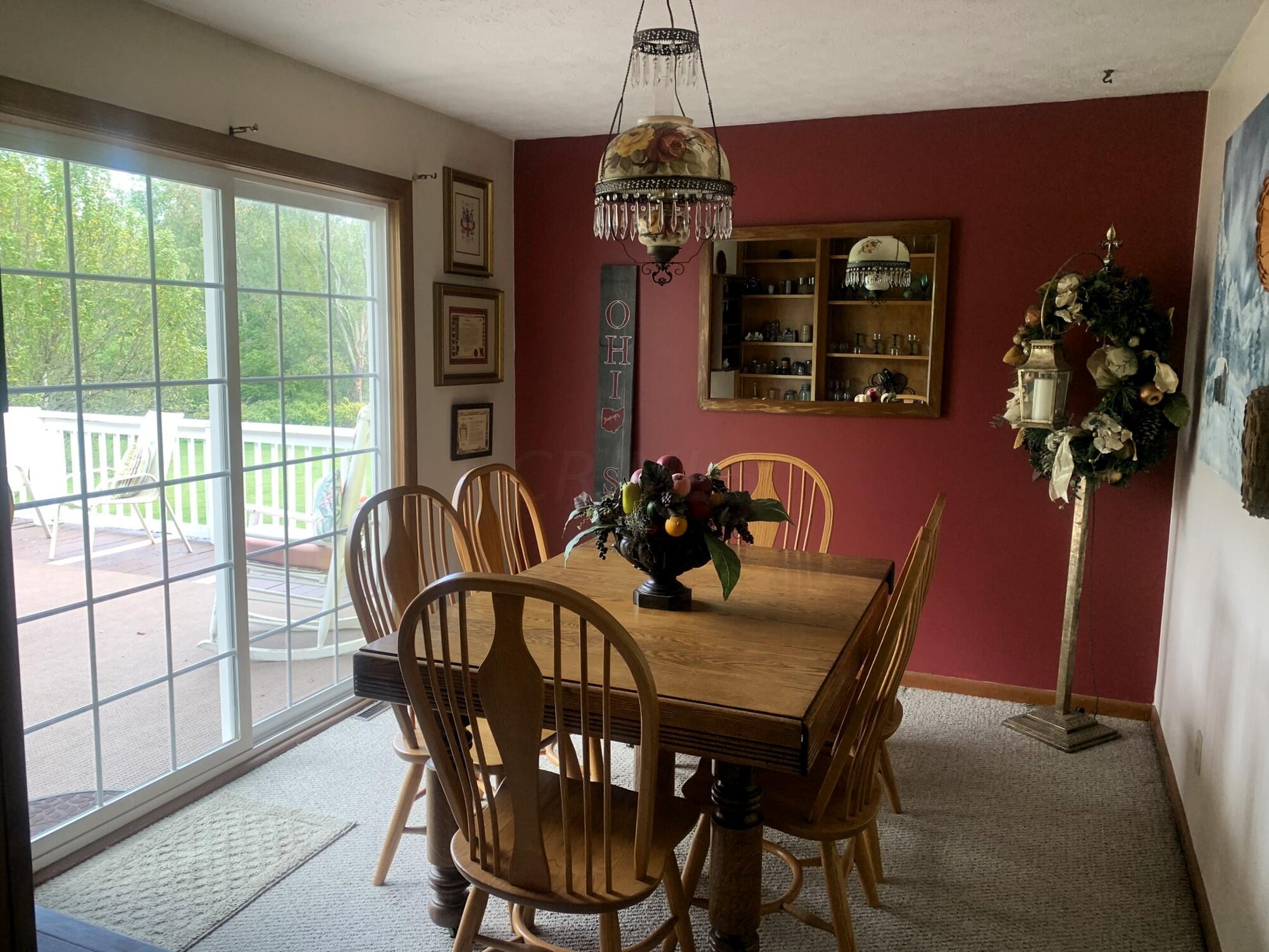 16161 McKenzie Road Mount Vernon, OH 43050 - Photo 12 of 27 Dining
