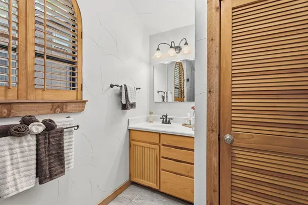 $565,000 | 114 Trails End, Mabank, TX 75156