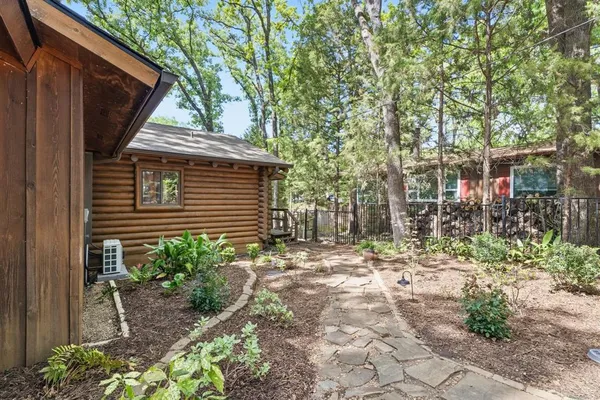 $565,000 | 114 Trails End, Mabank, TX 75156