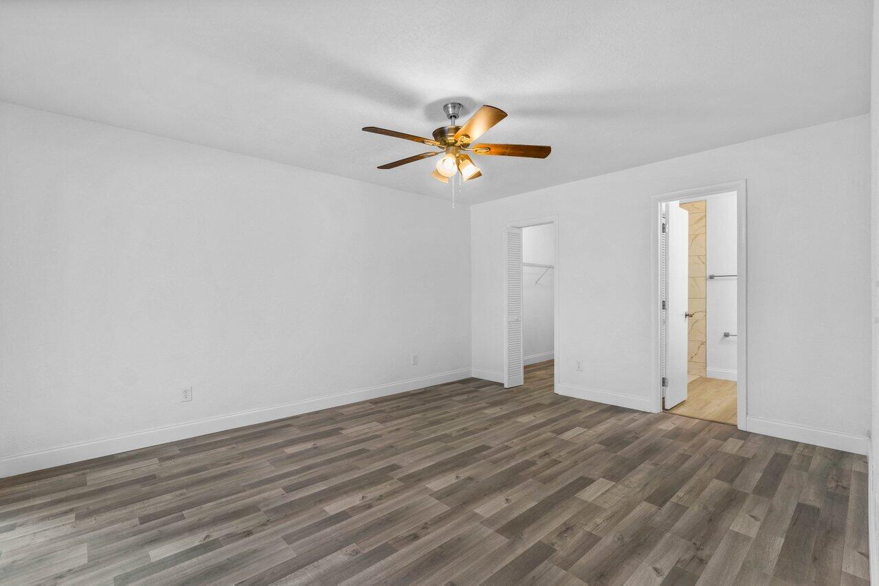 207 Southwest Homeland Road Port St. Lucie, FL 34953 - Photo 19 of 30 021-207SouthwestHomelandRoad-PortStLucie