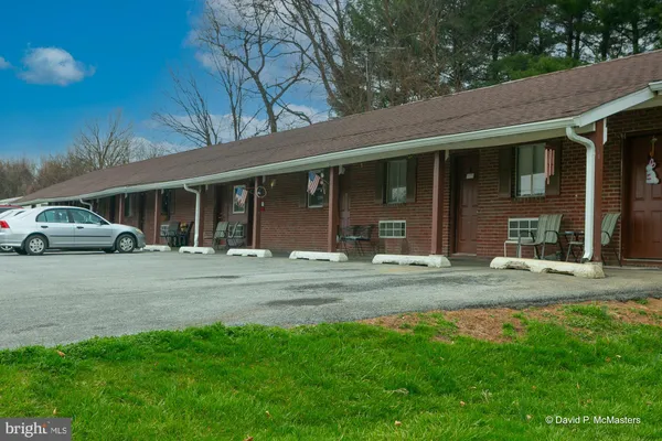 $950 | 349 Halltown Road, Unit 7, Harpers Ferry, WV 25425