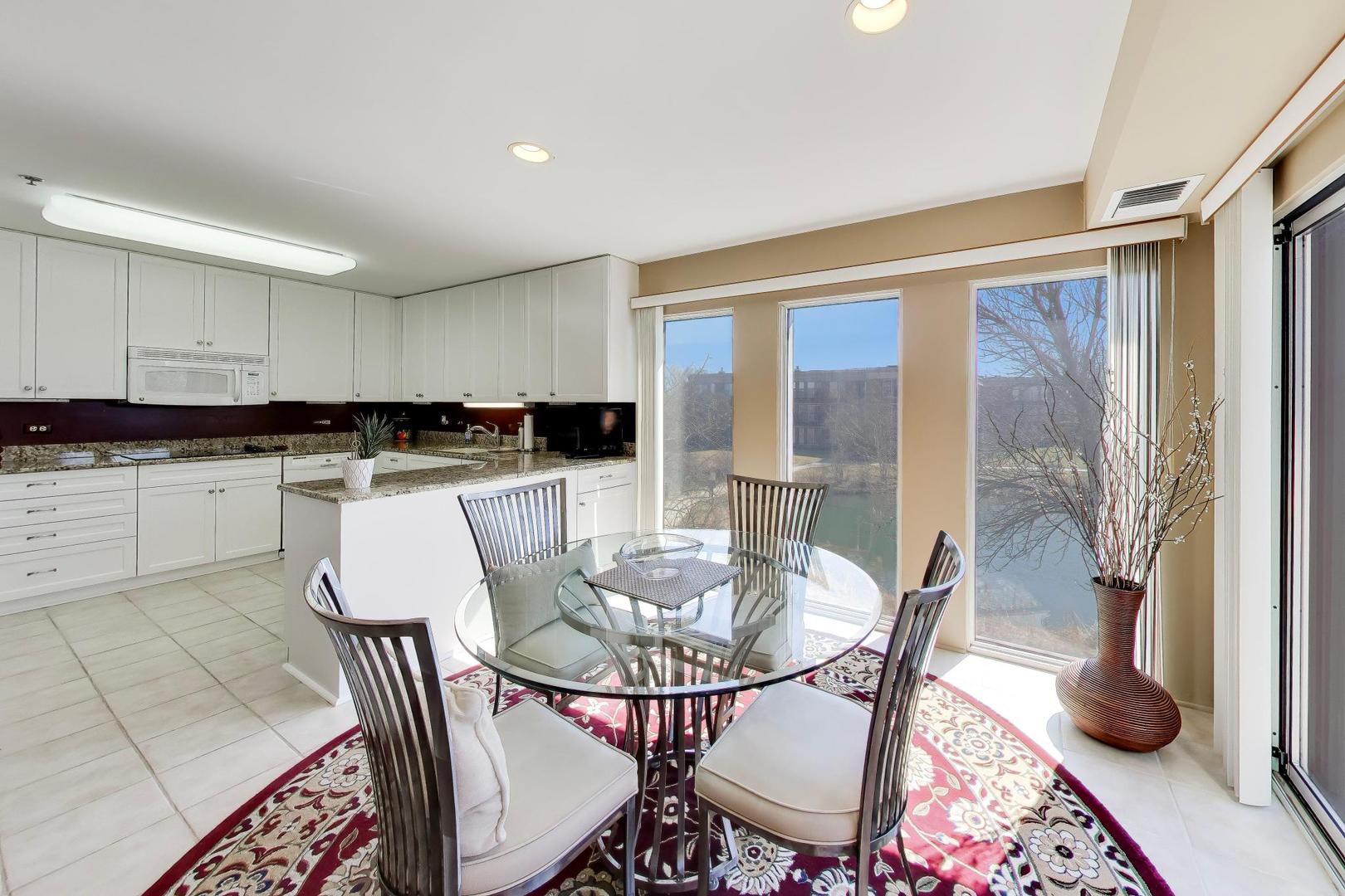 432 Kelburn Road, Unit 223 Deerfield, IL 60015 - Photo 12 of 24