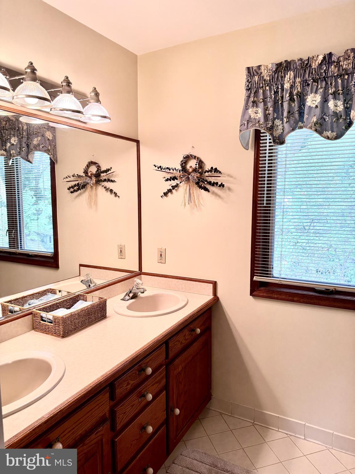 6 Cresthill Road Lawrence Township, NJ 08648 - Photo 23 of 34 Gallery Image 23