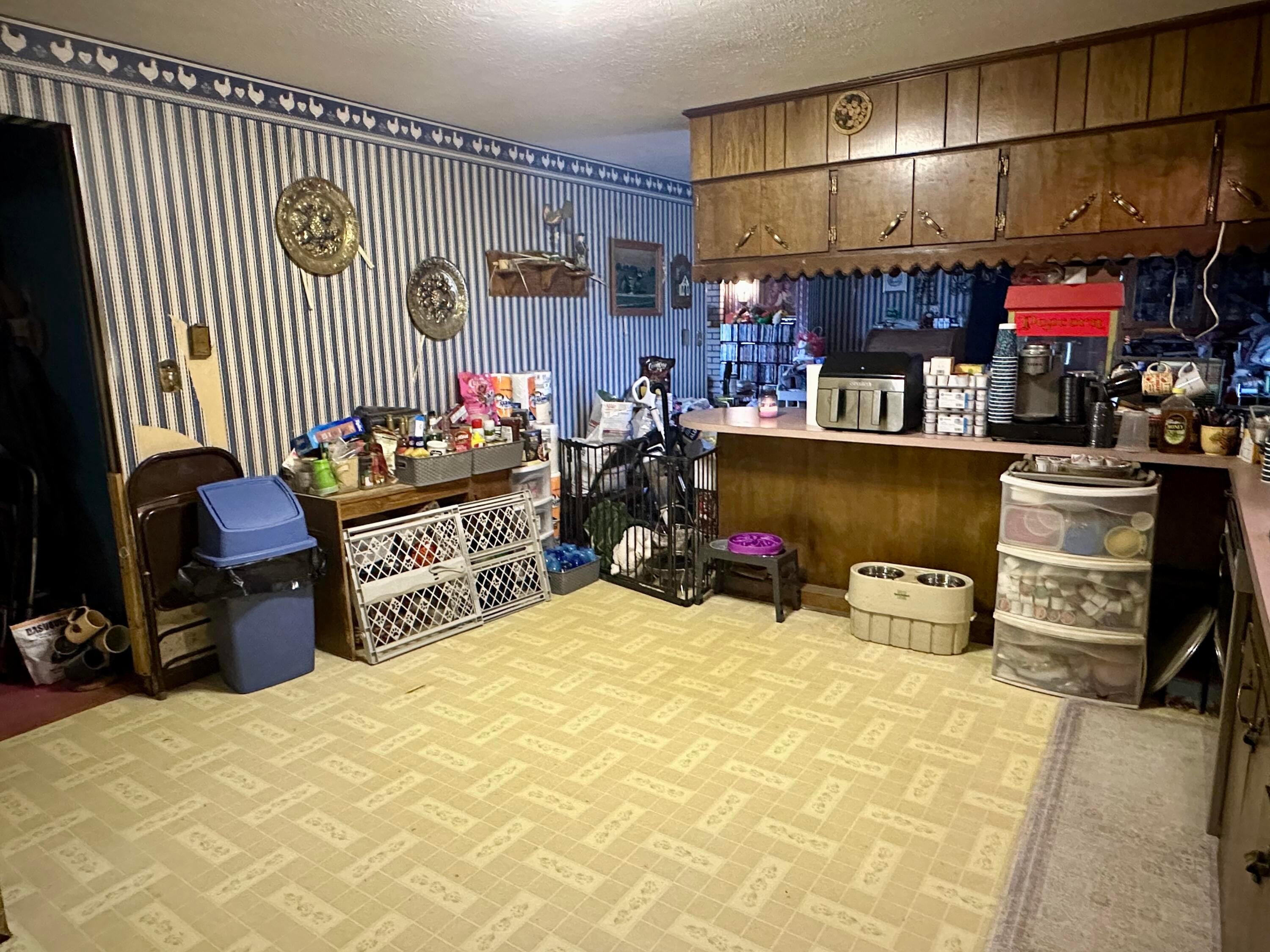 7265 Kuhn Road Shelby, OH 44875 - Photo 13 of 23 IMG_4958