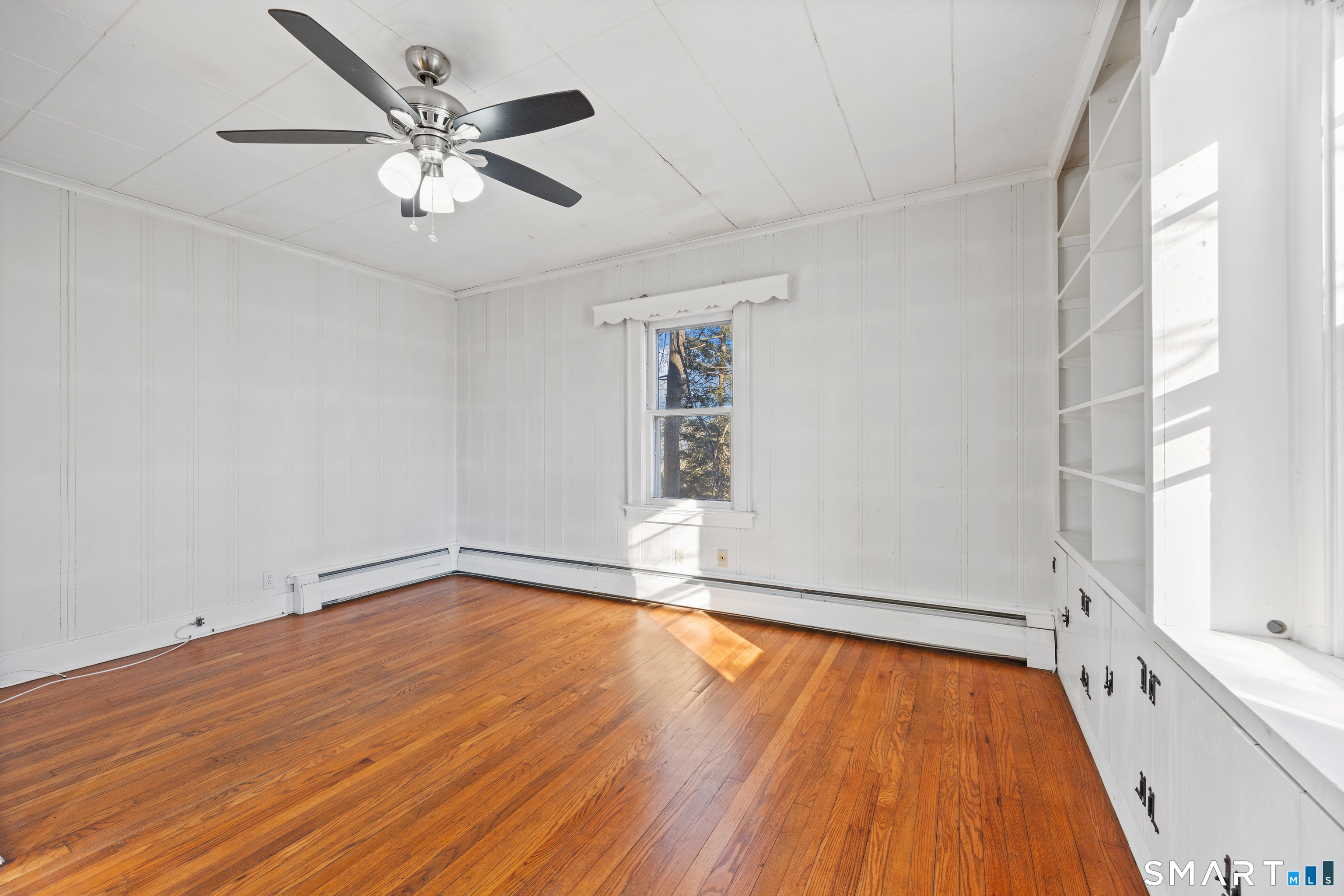 393 South Meriden Road Cheshire, CT 06410 - Photo 9 of 25