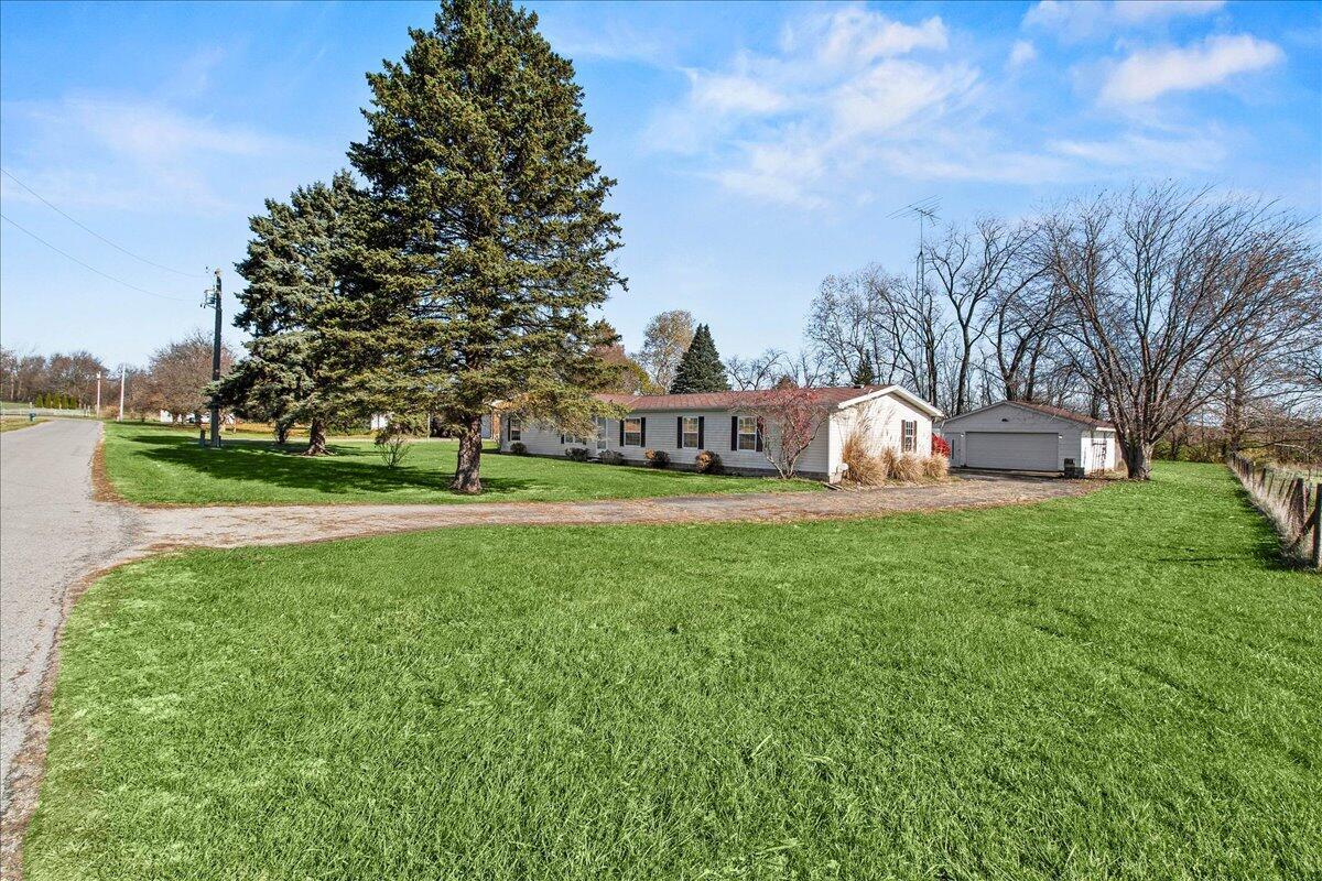4921 Hawk Road Mechanicsburg, OH 43044 - Photo 3 of 46 03-IMG_1027