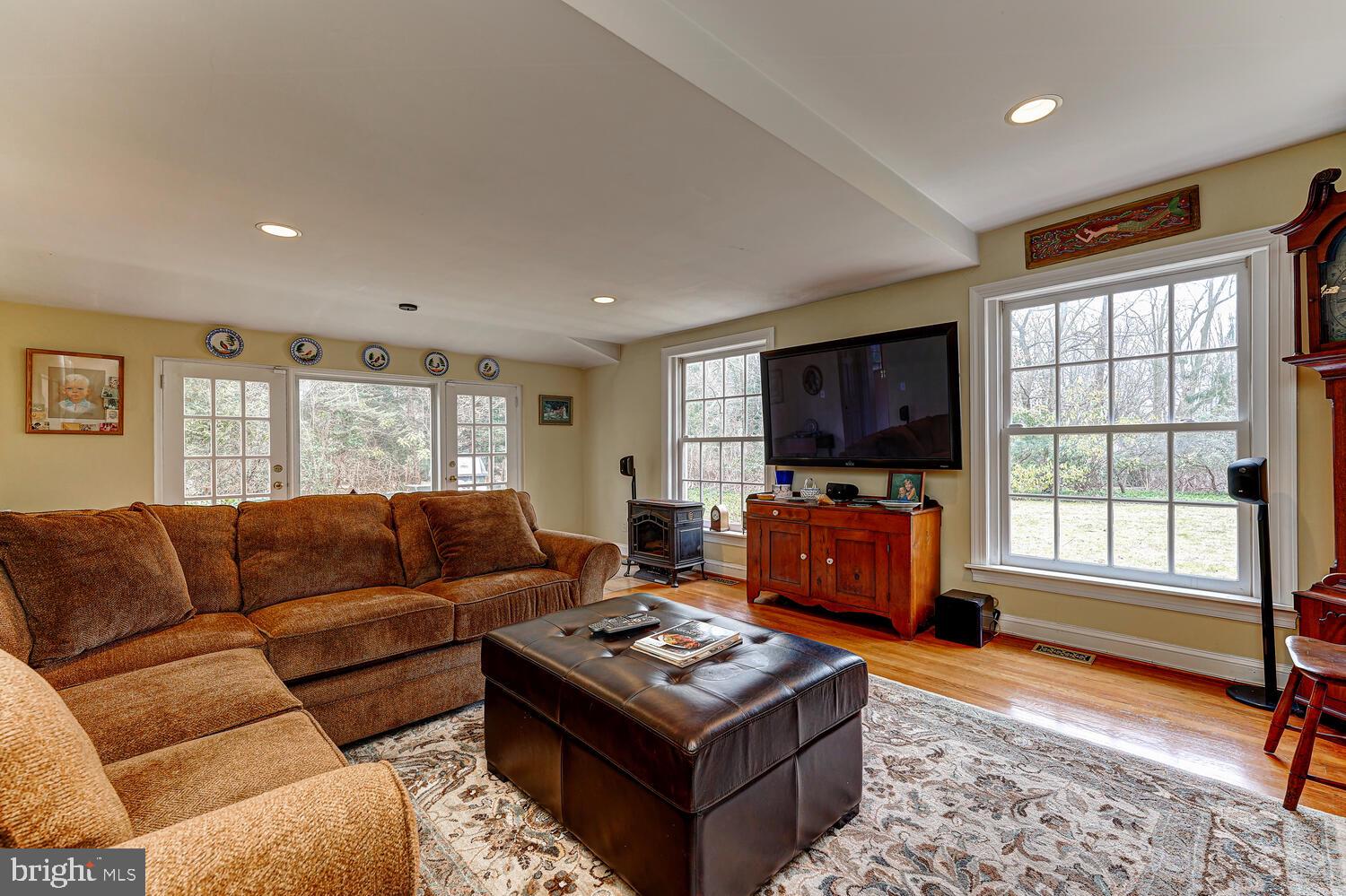 323 Caversham Road Bryn Mawr, PA 19010 - Photo 22 of 52 Spacious, yet Cozy Family Room