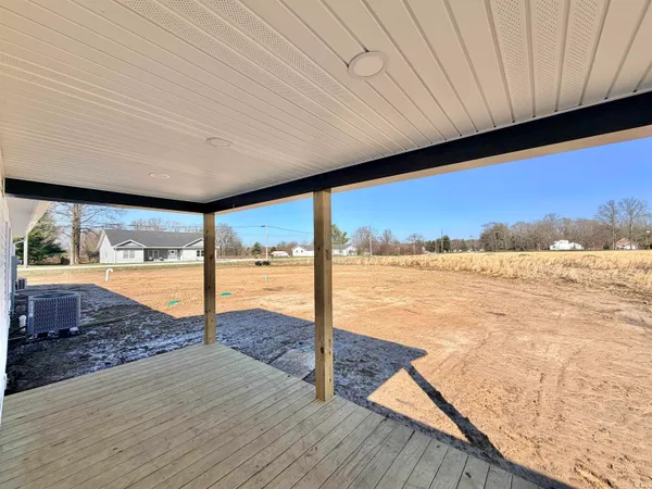 $350,000 | 1380 North 1375th Street West, Linton, IN 47441