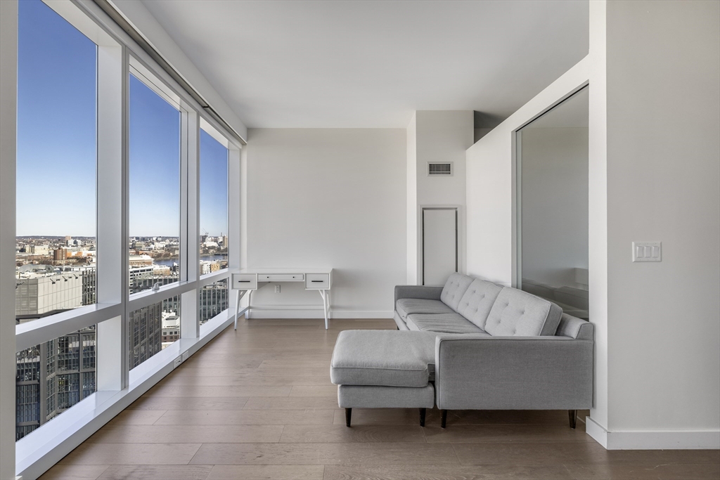 188 Brookline Avenue, Unit 27G Boston, MA 02215 - Photo 2 of 18