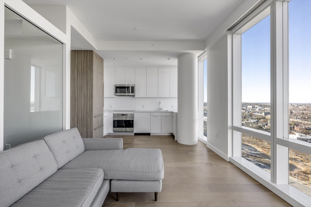 188 Brookline Avenue, Unit 27G Boston, MA 02215 - Photo 3 of 18