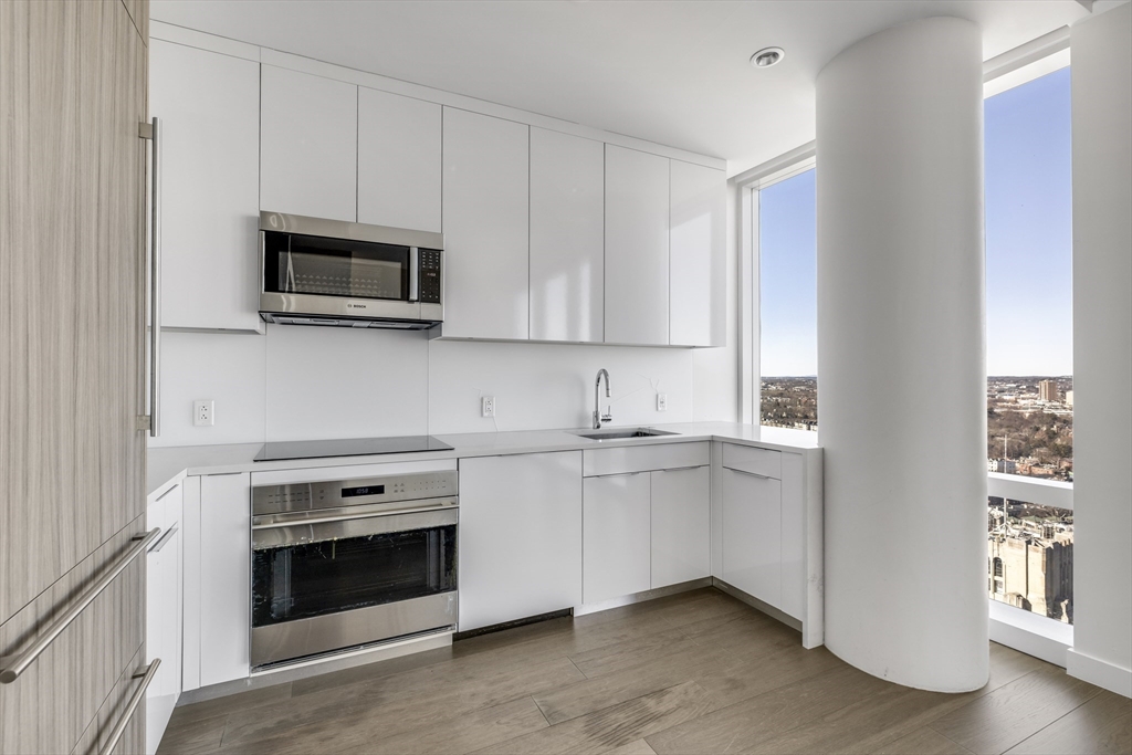 188 Brookline Avenue, Unit 27G Boston, MA 02215 - Photo 4 of 18