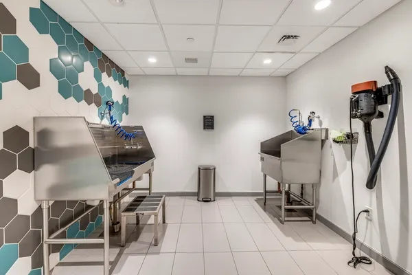 $4,200 | 188 Brookline Avenue, Unit 27G, Boston, MA 02215