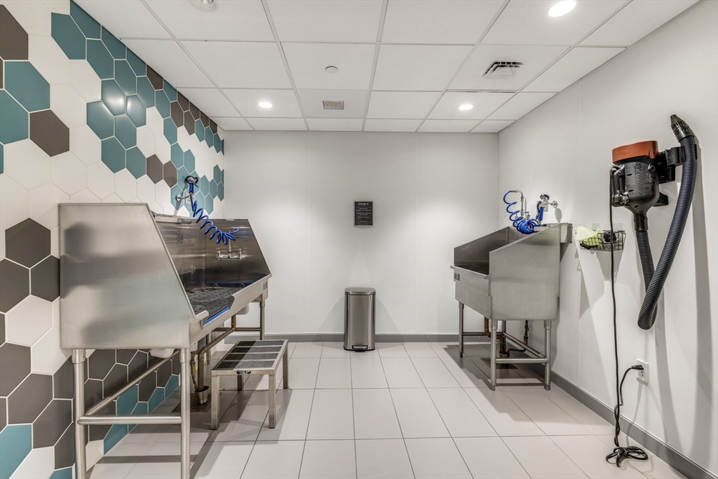 188 Brookline Avenue, Unit 27G Boston, MA 02215 - Photo 10 of 18