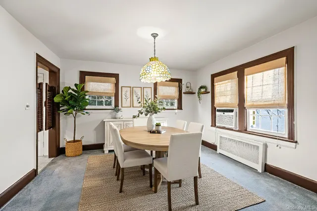 $1,399,999 | 3 Ridgecrest East, Scarsdale, NY 10583