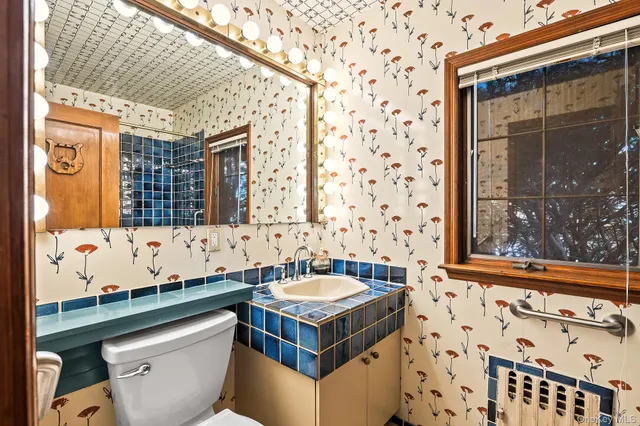 $1,399,999 | 3 Ridgecrest East, Scarsdale, NY 10583