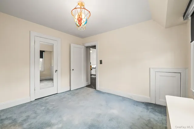 $1,399,999 | 3 Ridgecrest East, Scarsdale, NY 10583