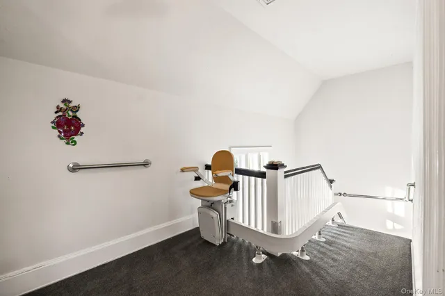 $1,399,999 | 3 Ridgecrest East, Scarsdale, NY 10583