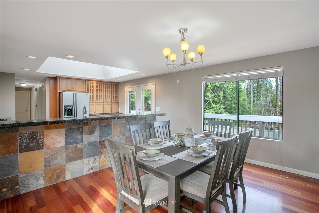 16008 Southeast 164th Place Renton, WA 98058 - Photo 8 of 25 Gallery Image 8