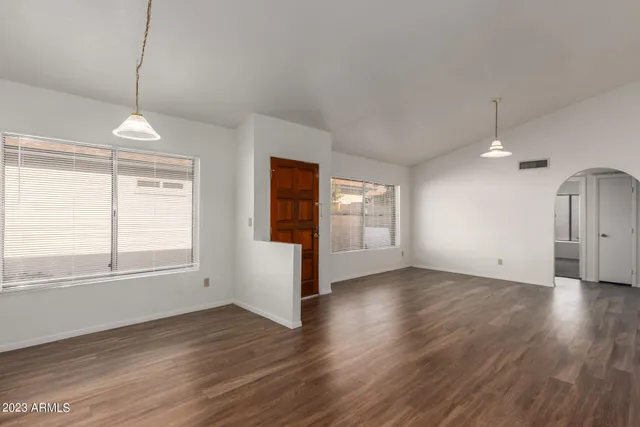 $1,795 | 7331 West Paradise Drive, Peoria, AZ 85345