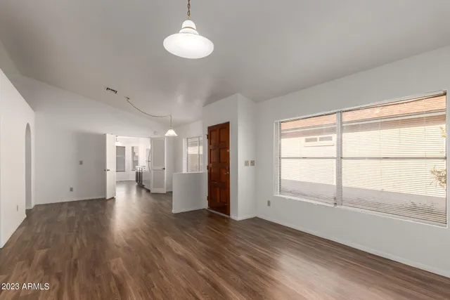 $1,795 | 7331 West Paradise Drive, Peoria, AZ 85345