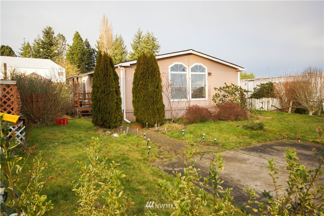 1245 Bradley Road, Unit 26 Lynden, WA 98264 - Photo 1 of 21 Gallery Image 1