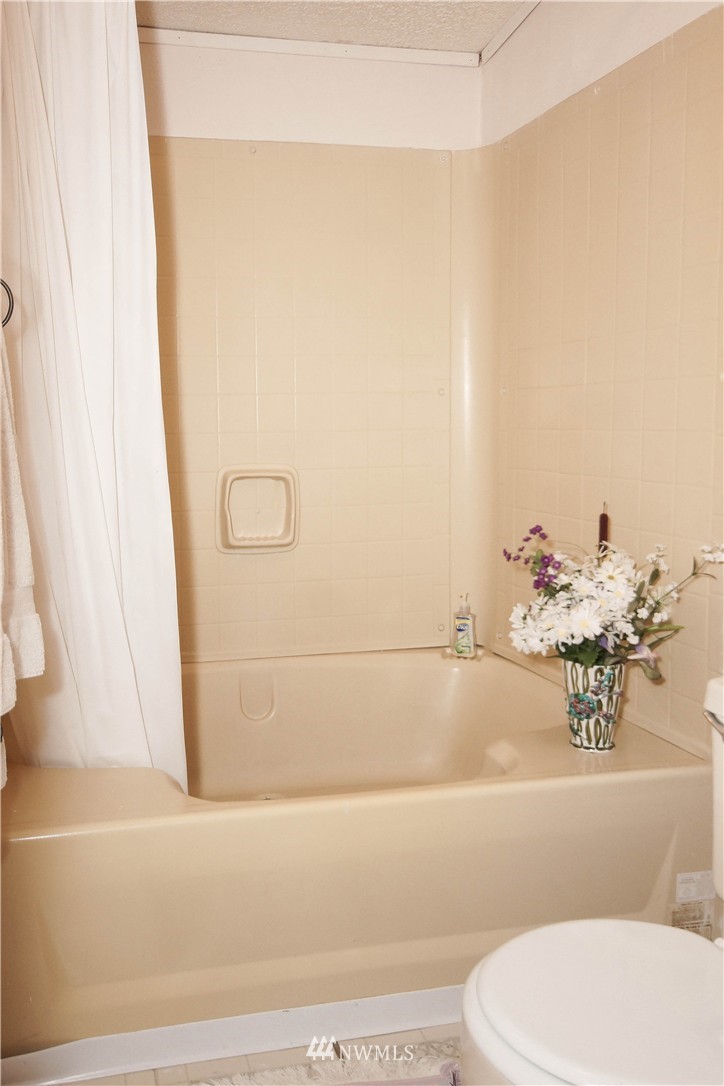 1245 Bradley Road, Unit 26 Lynden, WA 98264 - Photo 12 of 21 Gallery Image 12