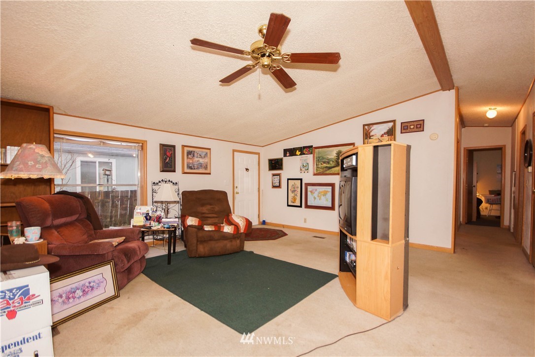 1245 Bradley Road, Unit 26 Lynden, WA 98264 - Photo 4 of 21 Gallery Image 4