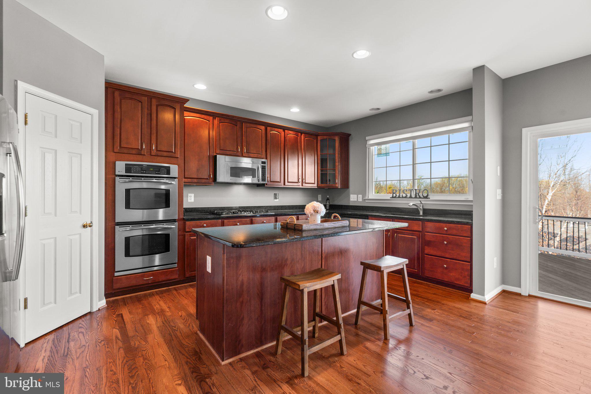 8054 High Castle Road Ellicott City, MD 21043 - Photo 17 of 63 Kitchen