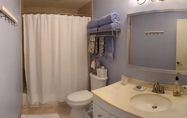 $1,500 | 1024 South Oakridge Circle, Lake Worth, FL 33462