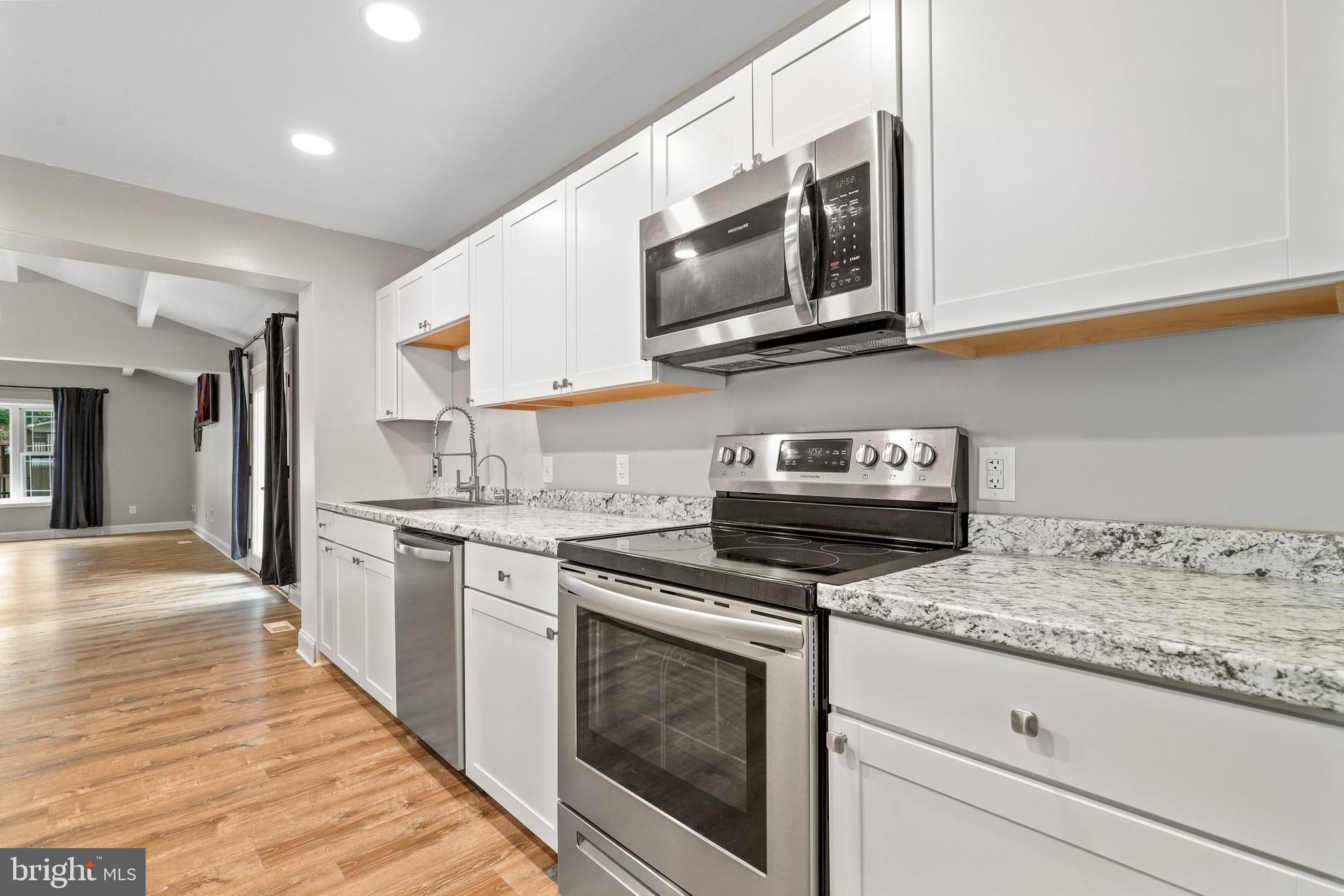 40 Carroll Road Pasadena, MD 21122 - Photo 11 of 40
