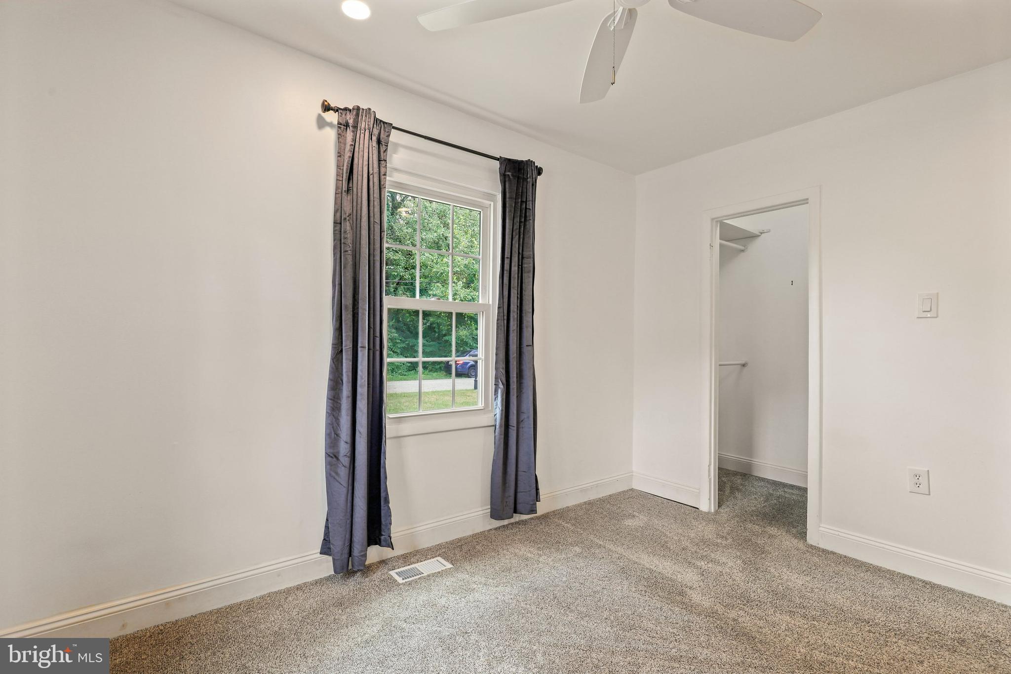 40 Carroll Road Pasadena, MD 21122 - Photo 24 of 40