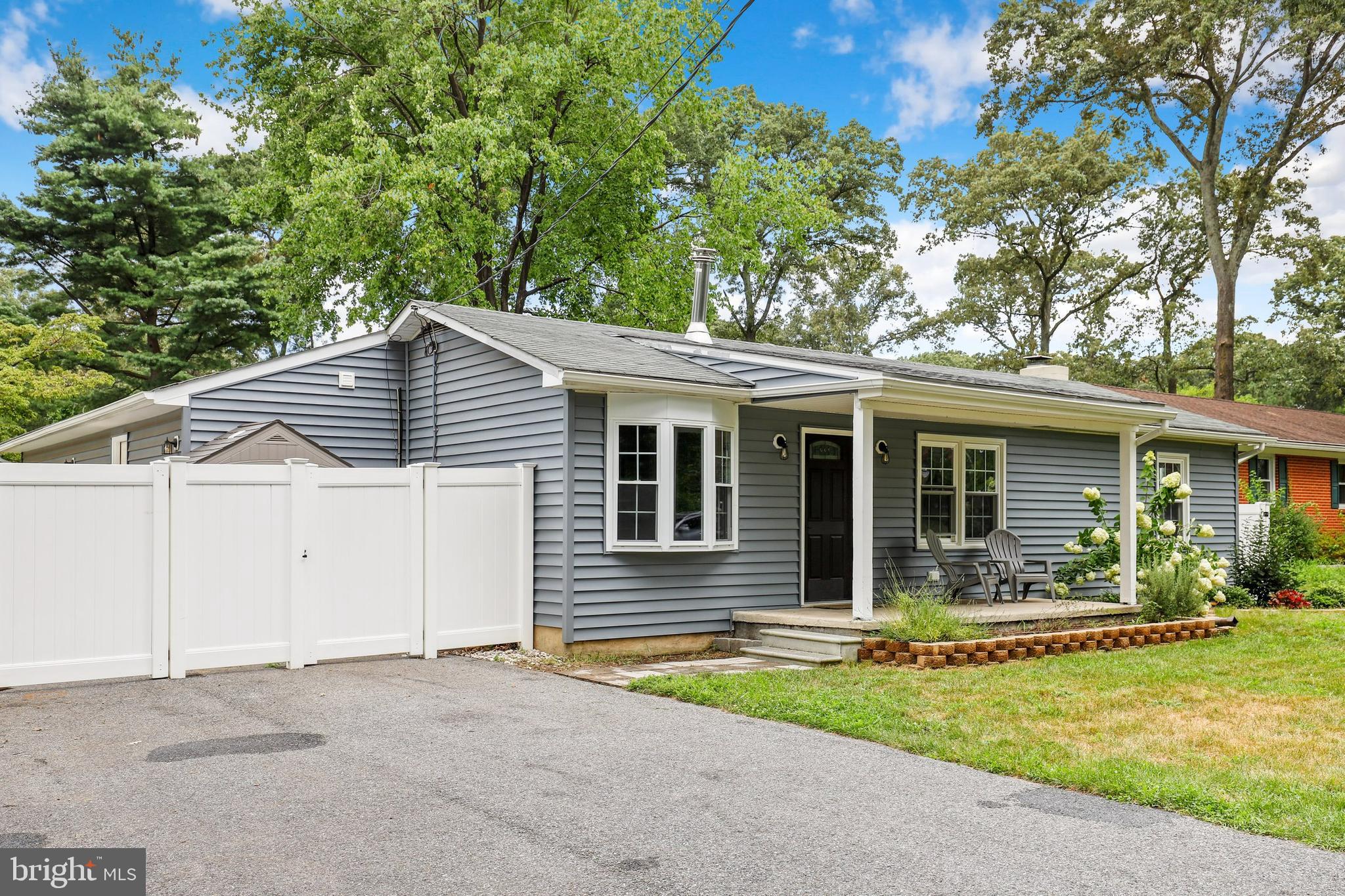 40 Carroll Road Pasadena, MD 21122 - Photo 3 of 40