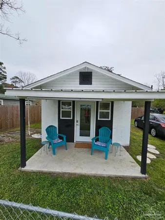 $1,200 | 9775 North Loop Road, Unit 1, Pensacola, FL 32507