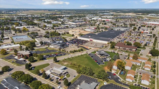 $250,000 | 2610 Liberty Lane, Janesville, WI 53545