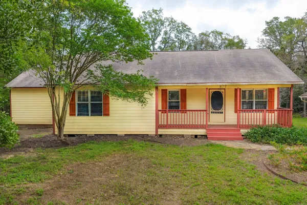 a front view of house with yard