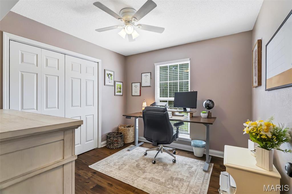 2253 Fairway High Ridge, MO 63049 - Photo 24 of 42