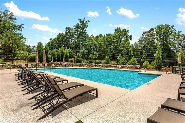 $524,900 | 6607 Sterling Drive, Unit 5, Sandy Springs, GA 30328