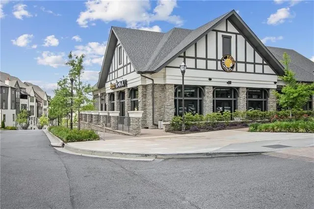 $524,900 | 6607 Sterling Drive, Unit 5, Sandy Springs, GA 30328