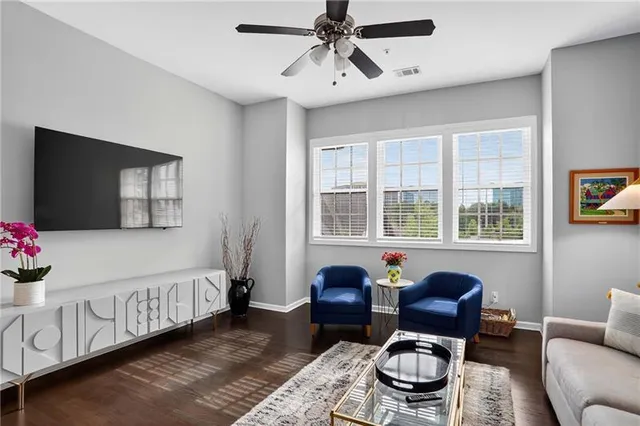 $524,900 | 6607 Sterling Drive, Unit 5, Sandy Springs, GA 30328