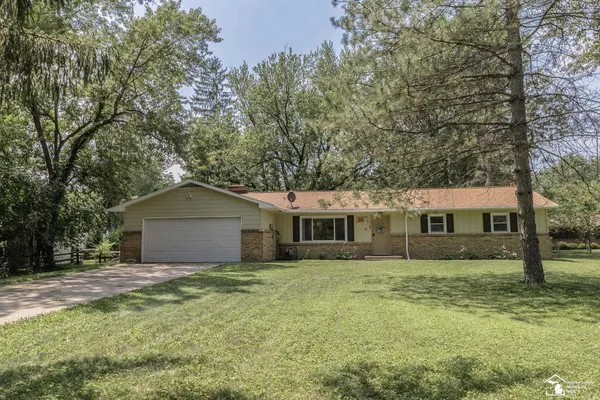 $265,000 | 8413 Summerfield Road, Lambertville, MI 48144