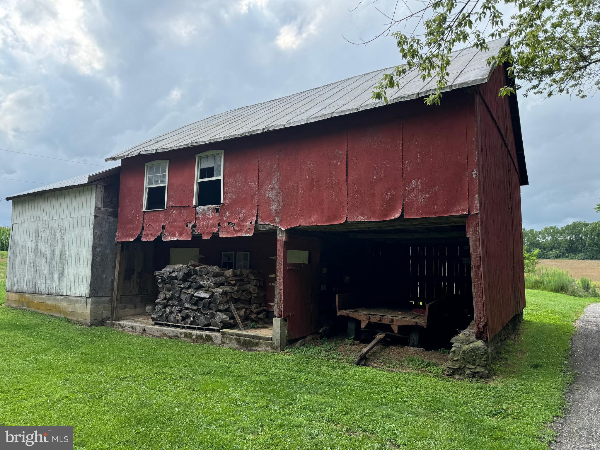 4100 Carrs Road Manchester, MD 21102 - Photo 8 of 10 Barn