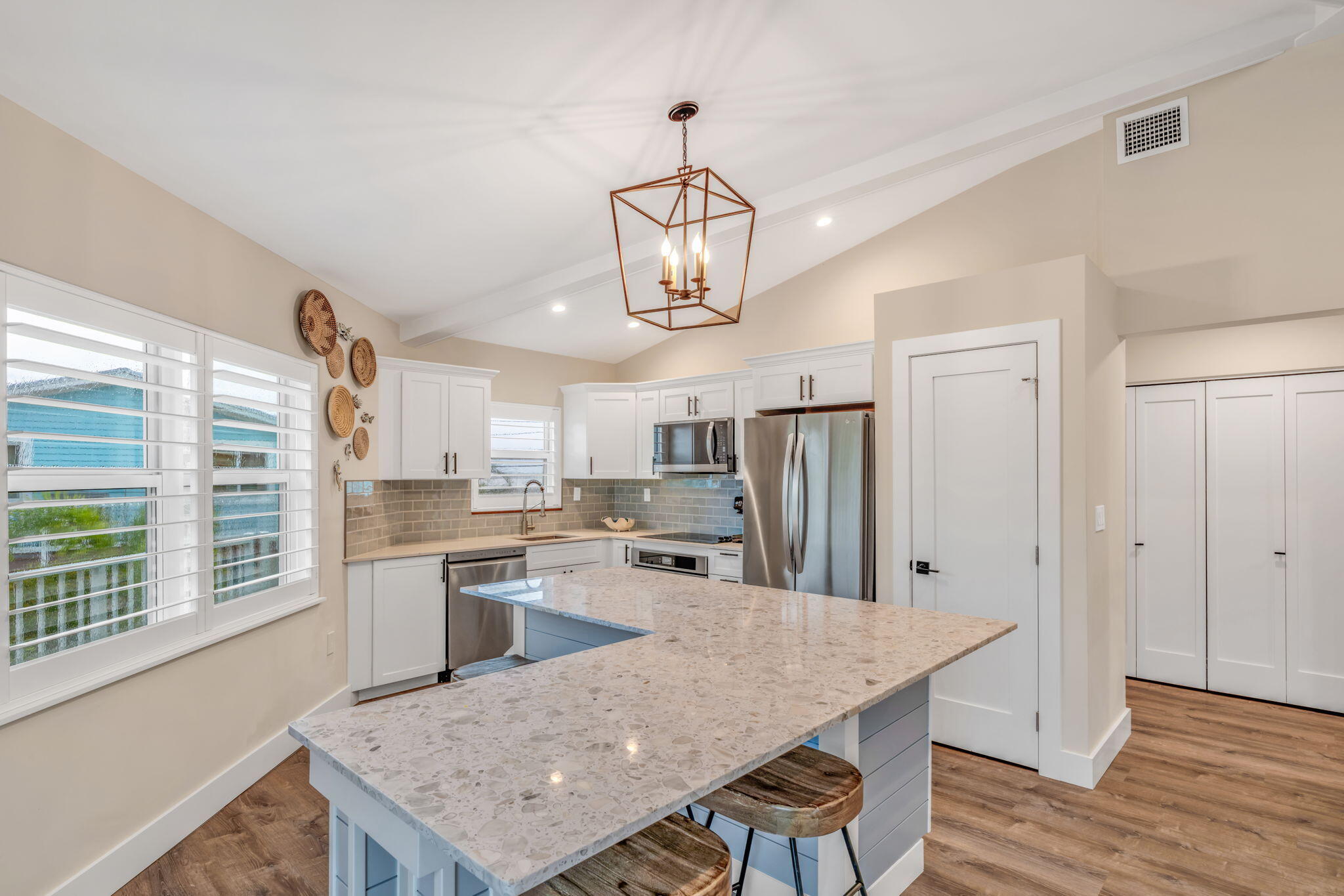 273 Indies Road Summerland Key, FL 33042 - Photo 2 of 37 Kitchen