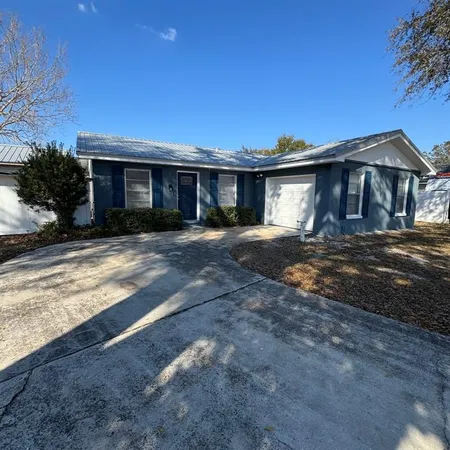 $325,000 | 1821 Kim Acres Lane, Dover, FL 33527