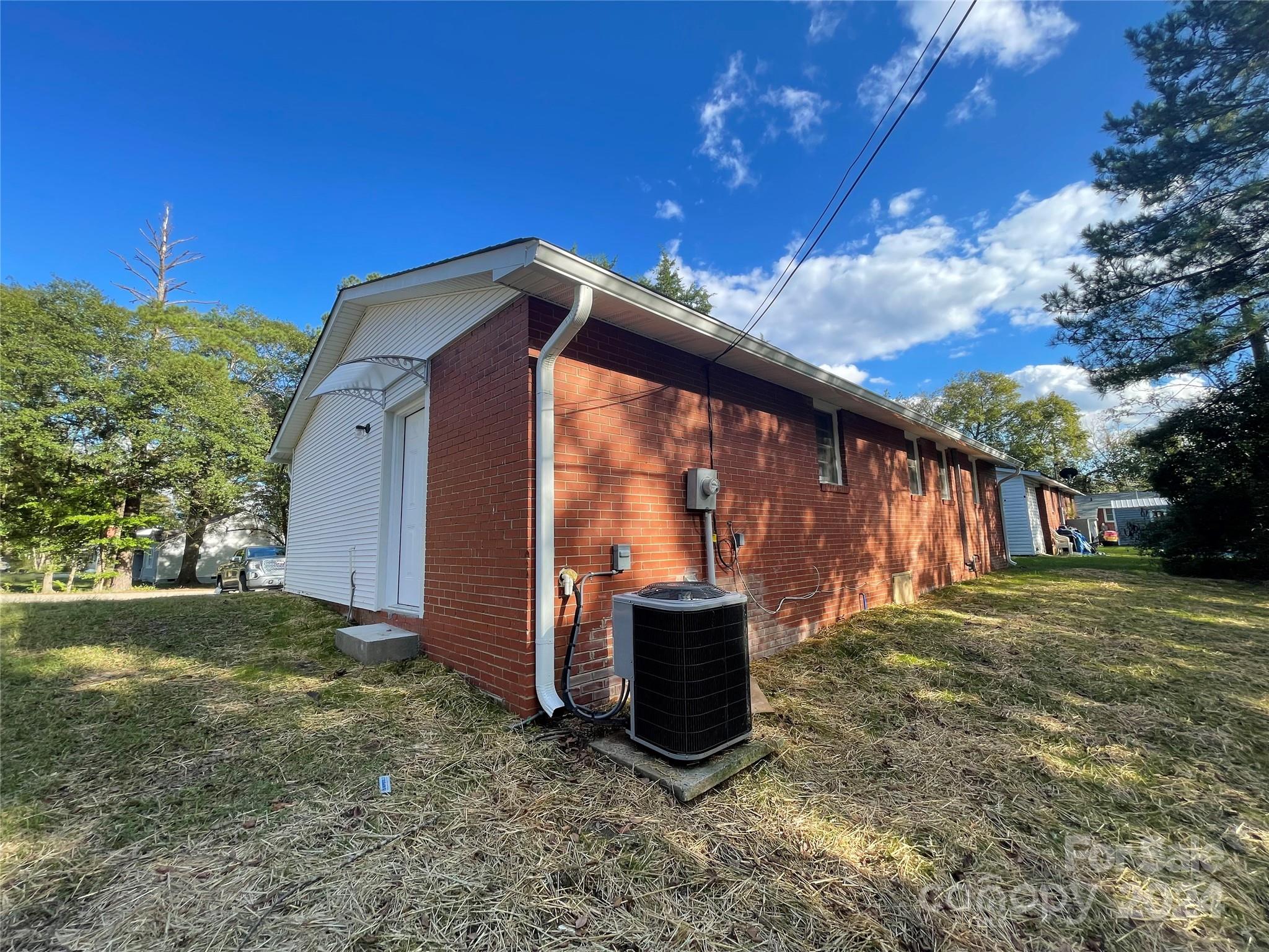 988 Chaffee Road Lancaster, SC 29720 - Photo 4 of 16 Gallery Image 4