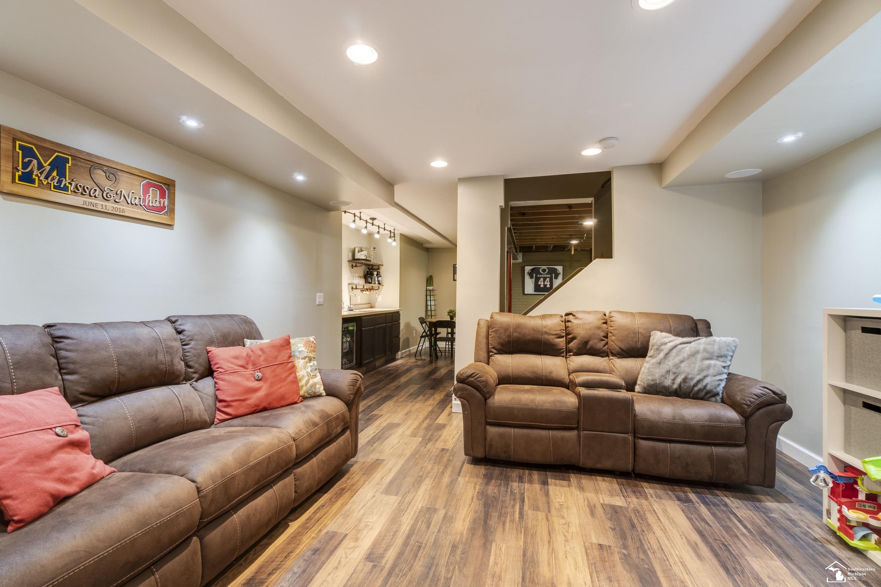 908 Eagle Ridge Trail Temperance, MI 48182 - Photo 35 of 47 Gallery Image 35