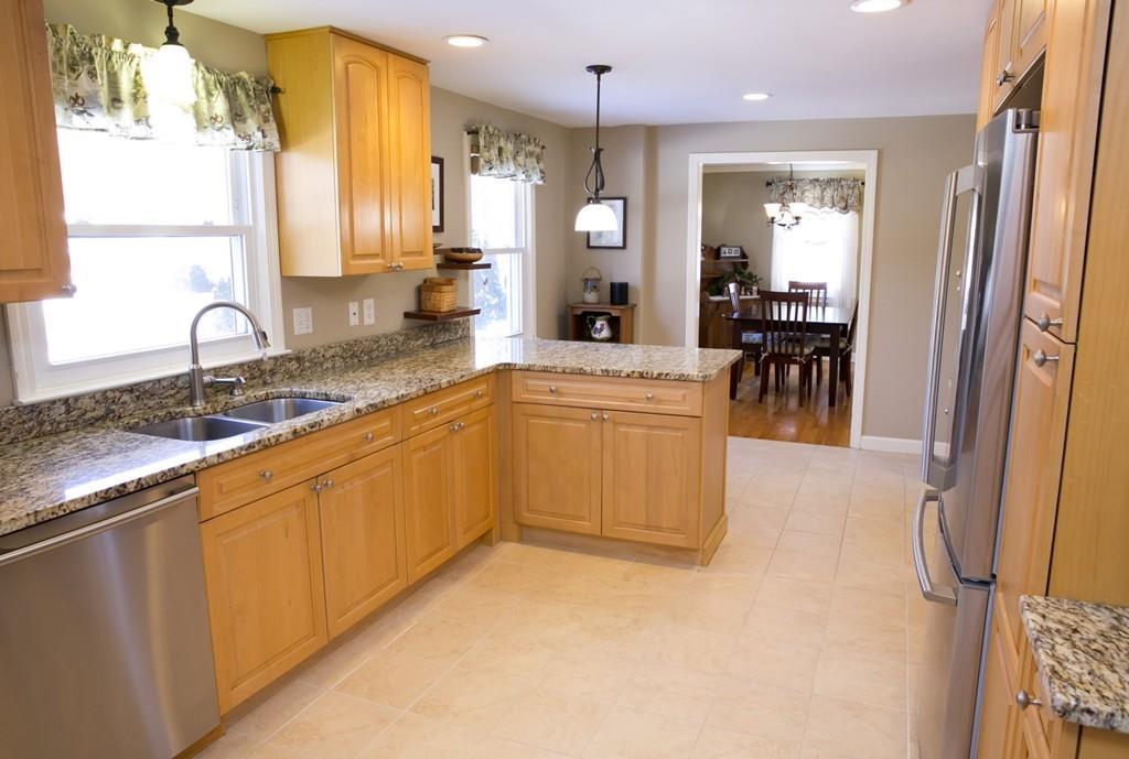 32 Longfellow Road Shrewsbury, MA 01545 - Photo 15 of 41 Gallery Image 15
