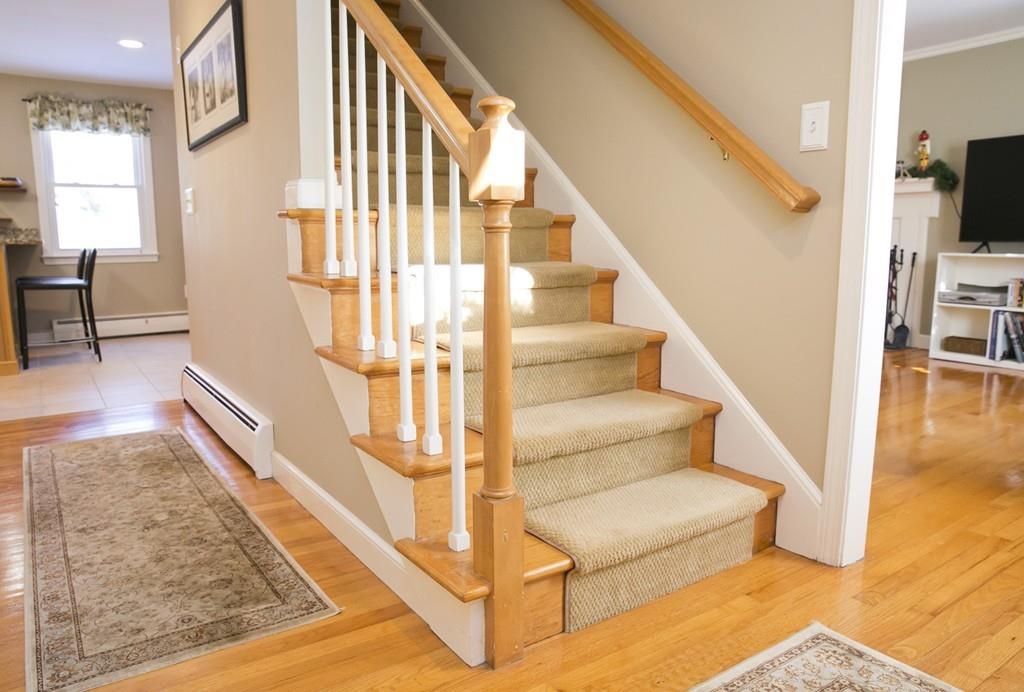 32 Longfellow Road Shrewsbury, MA 01545 - Photo 3 of 41 Gallery Image 3