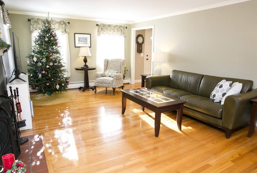 32 Longfellow Road Shrewsbury, MA 01545 - Photo 6 of 41 Gallery Image 6